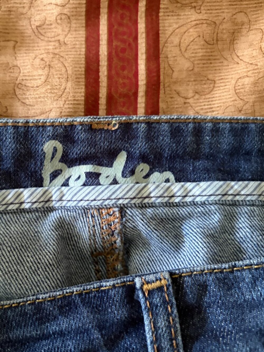 Boden denim front-pleat skirt Size 10R - Picture 5 of 10